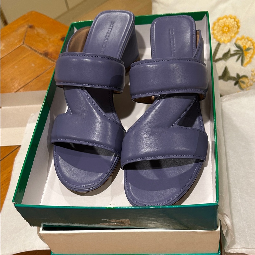 Chic Purple Sandals